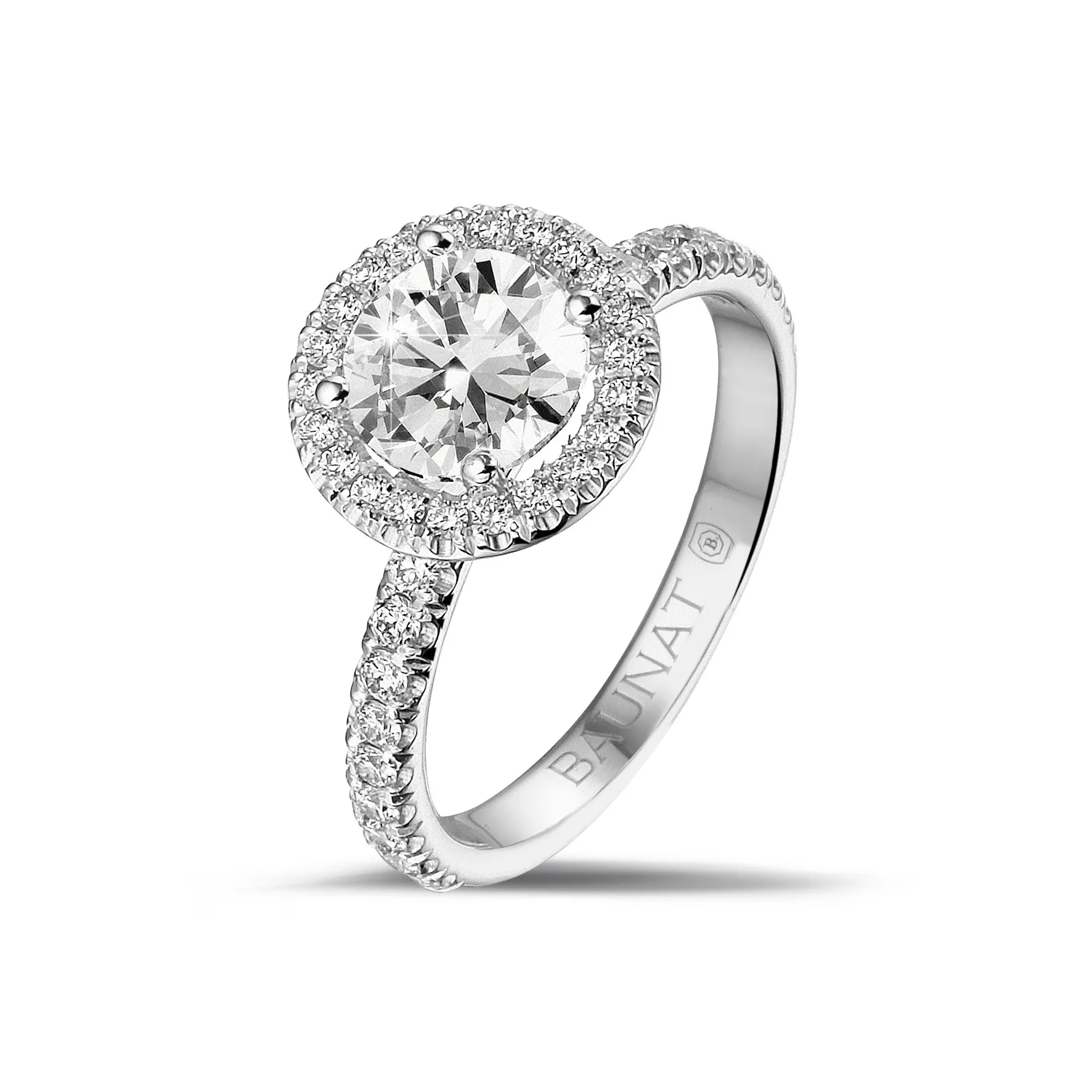 1.25 quilates Halo anillo solitario en platino con diamantes redondos 