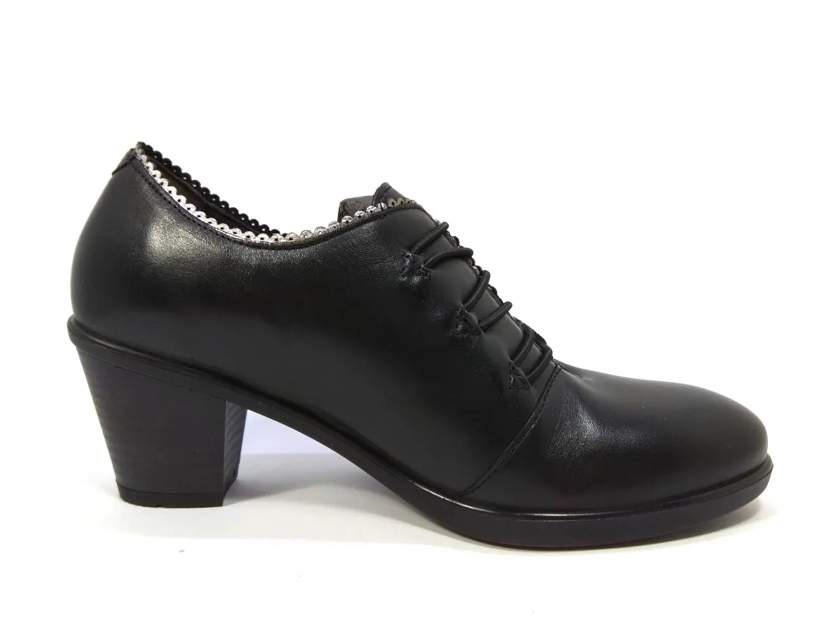 Atrai Zapato PE tacón 7cm elástico botones 4318 Negro
