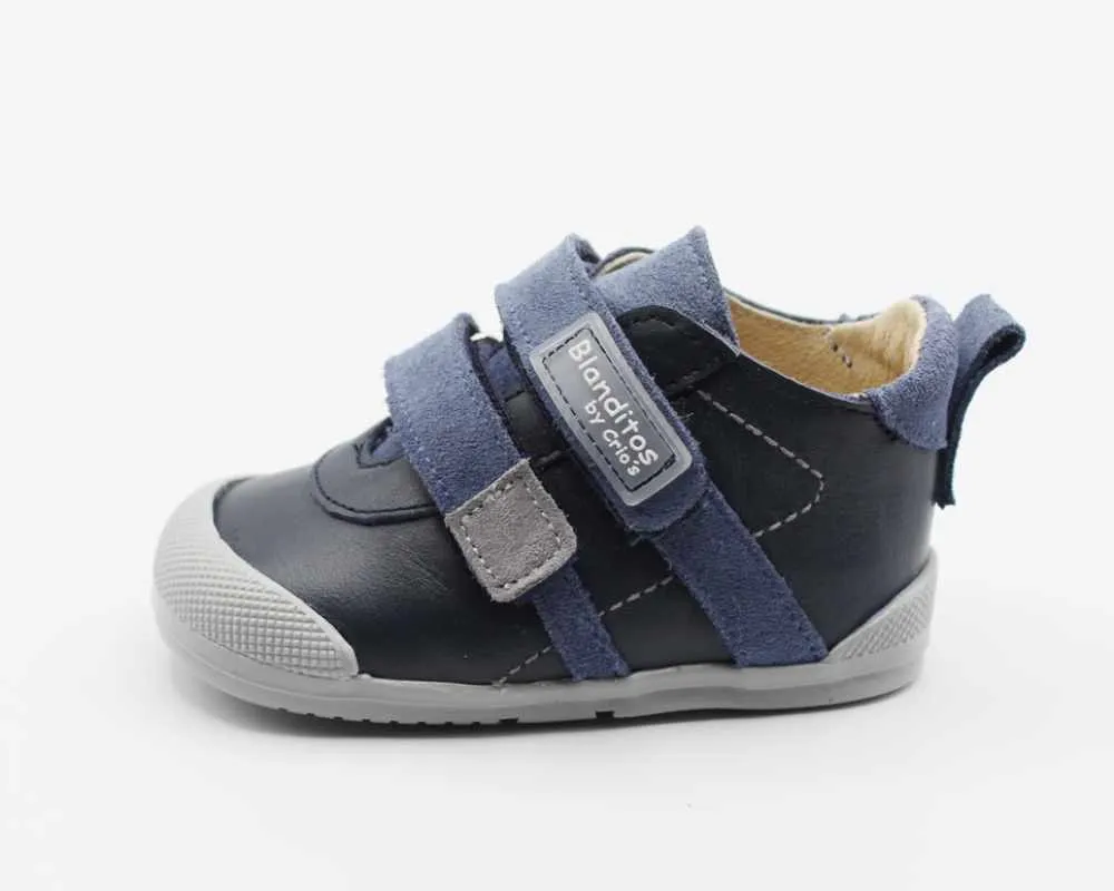 Blanditos by Crio’s Deportivas Respetuosas Carlo Navy