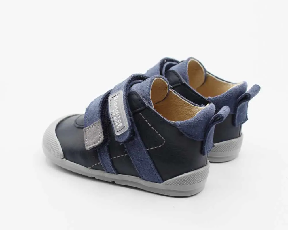 Blanditos by Crio’s Deportivas Respetuosas Carlo Navy