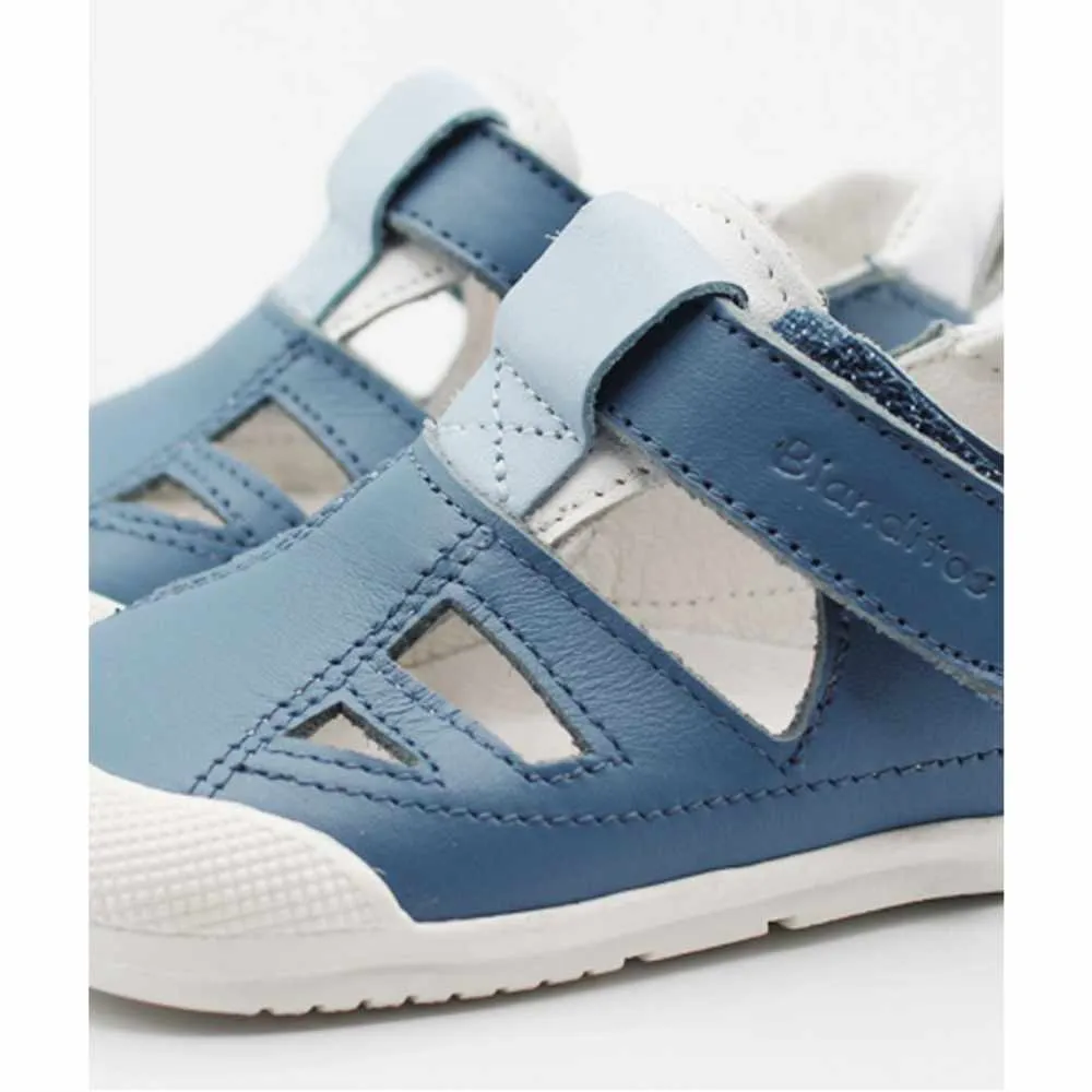 Blanditos by Crio’s Sandalias Respetuosas Estrella Azul Azafata