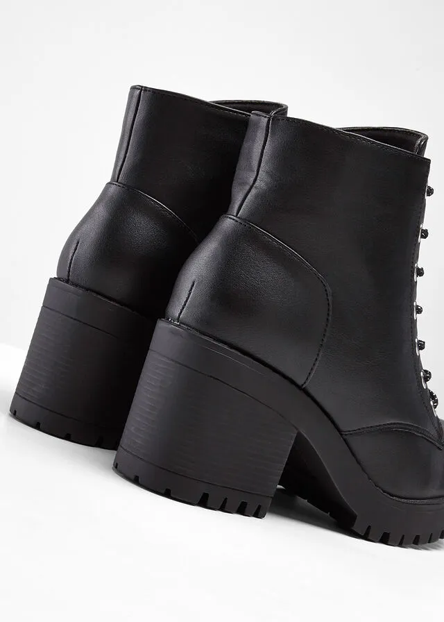 Botas con cordones Negro