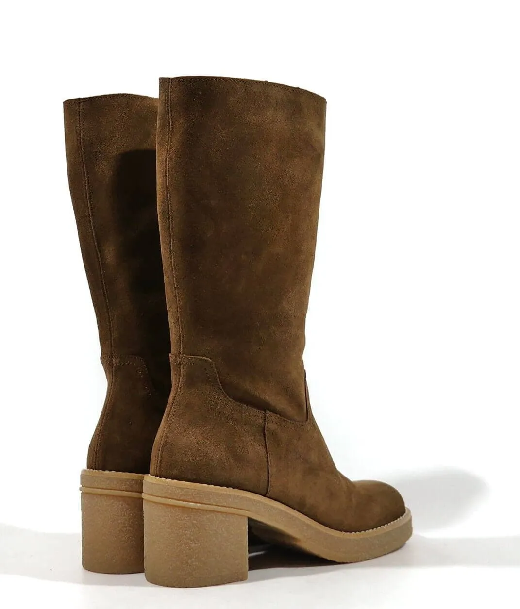 Botas de serraje con tacón de goma