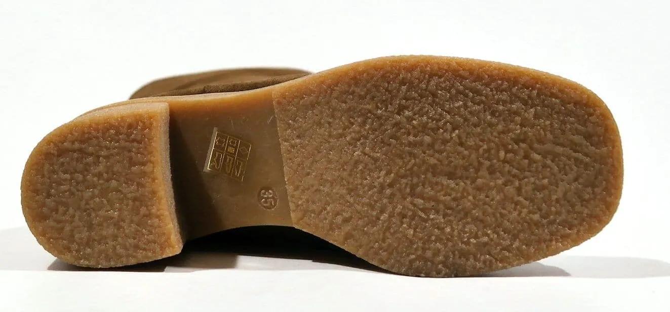 Botas de serraje con tacón de goma