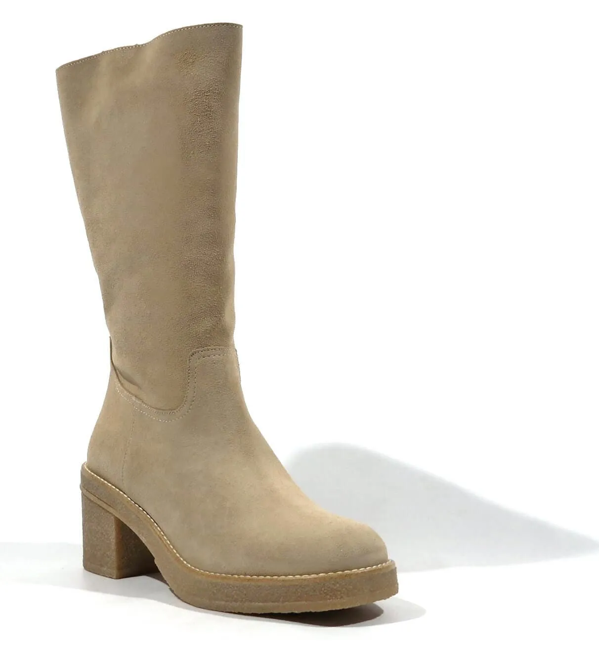 Botas de serraje con tacón de goma