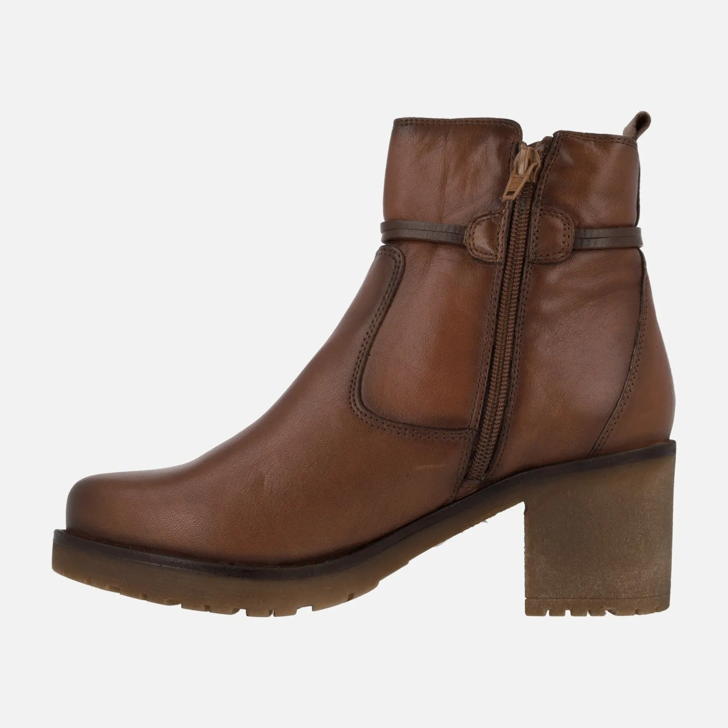 Botines de piel con tacón de goma y adorno de nudo