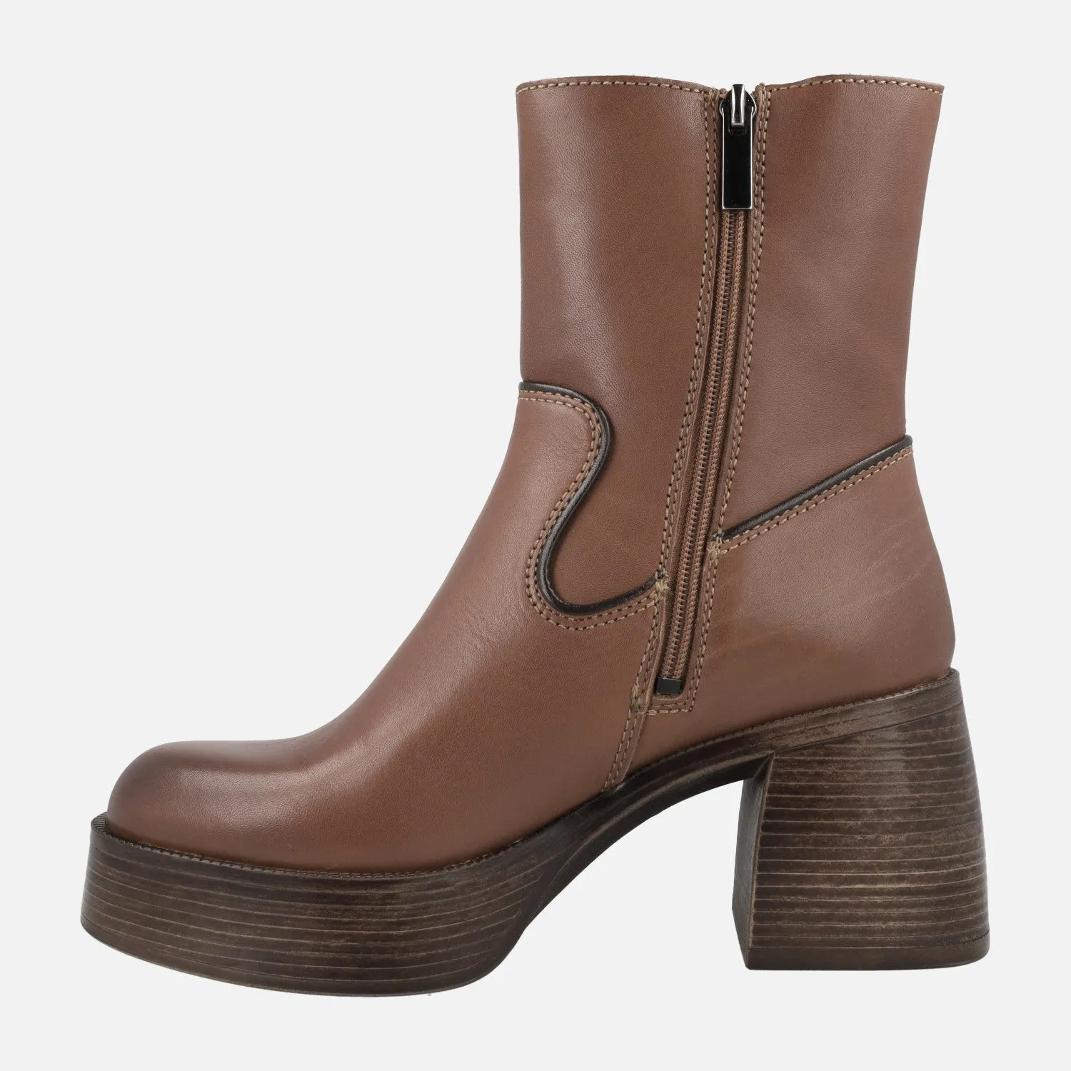 Botines de piel Nair con tacón y plataforma