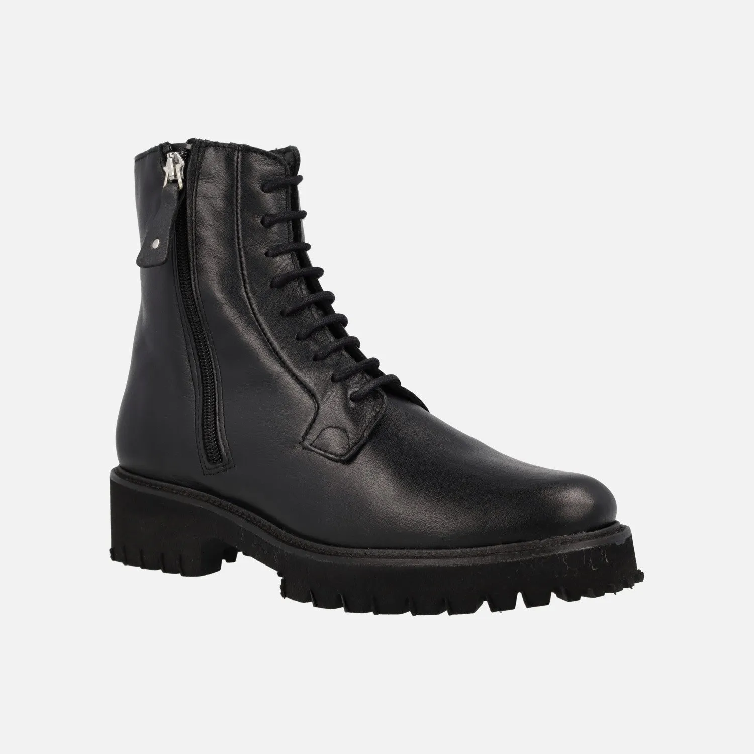 Botines negros de piel con cordones y cremallera exterior