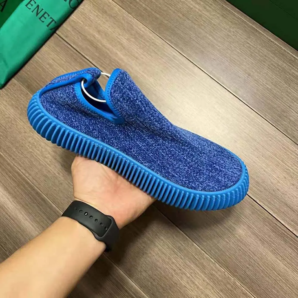 BOTTEGA VENETA ZAPATILLAS SIN CORDONES UNISEX DE PANA DE CHENILLA ONDULADAAZUL