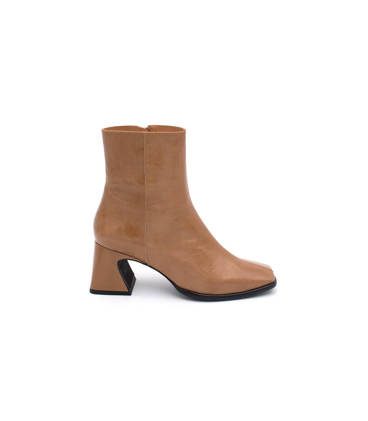 Botín beige de mujer con tacón