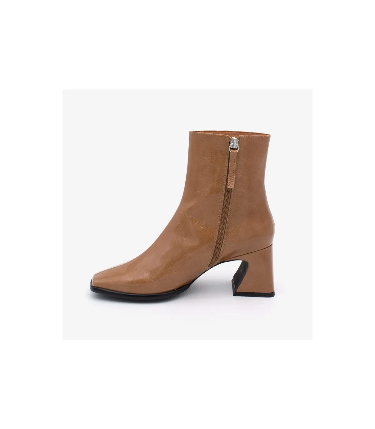 Botín beige de mujer con tacón