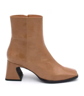 Botín beige de mujer con tacón