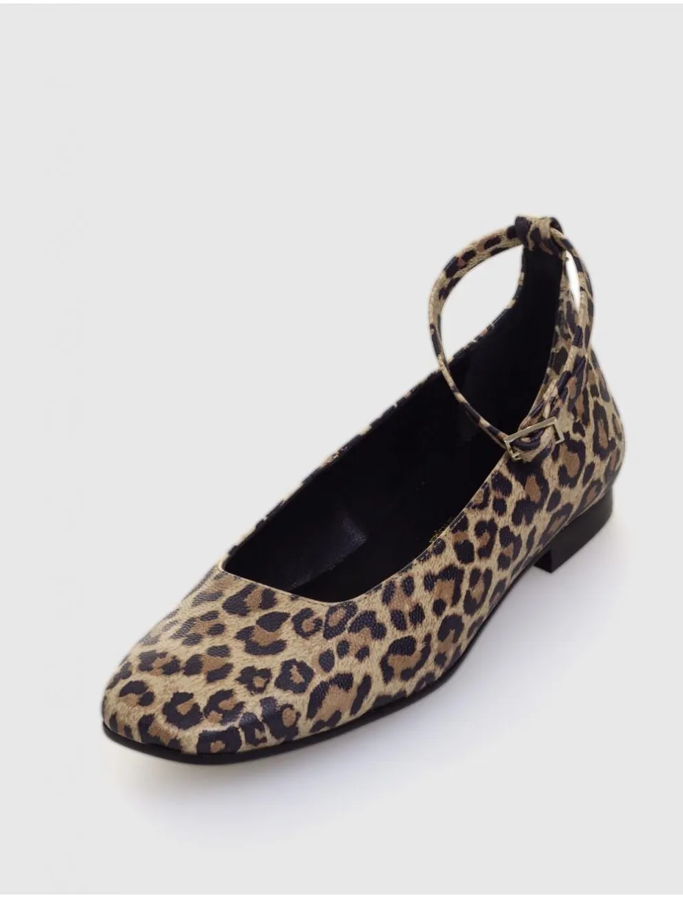 Bryan Bonnie Leopardo