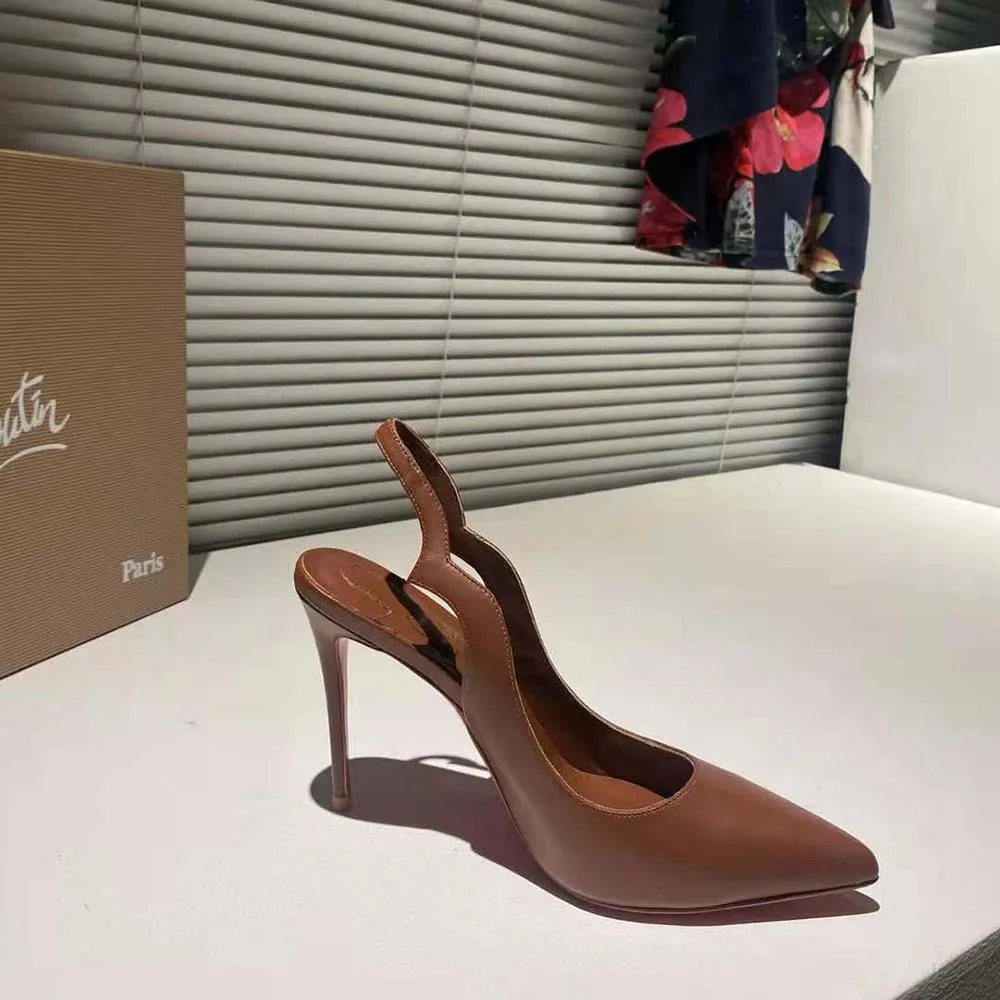CHRISTIAN LOUBOUTIN MUJER HOT CHICK SLING 100 MM ALTURA DEL TACóNBRONCEADO