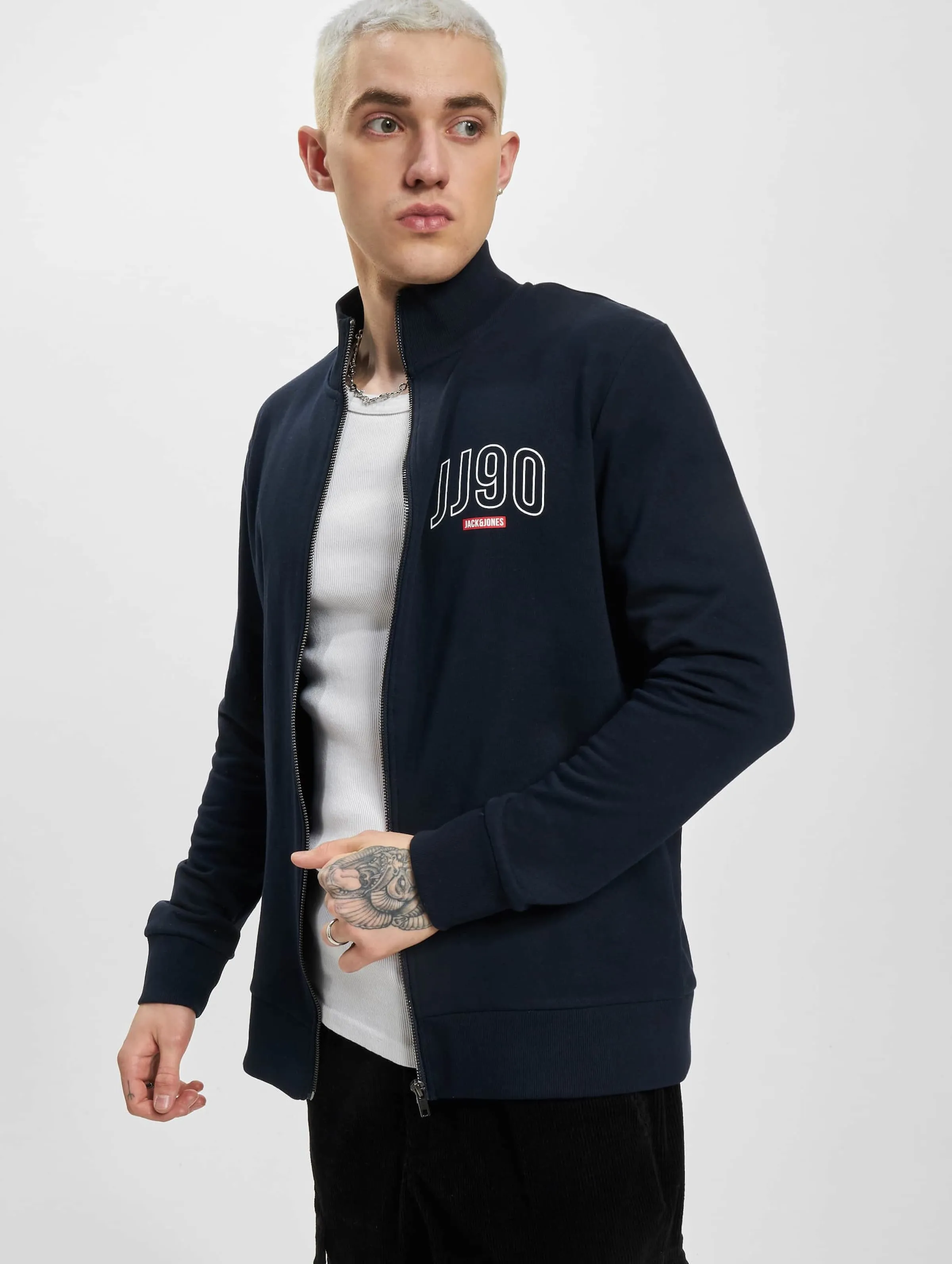 Colinn High Zip Neck 