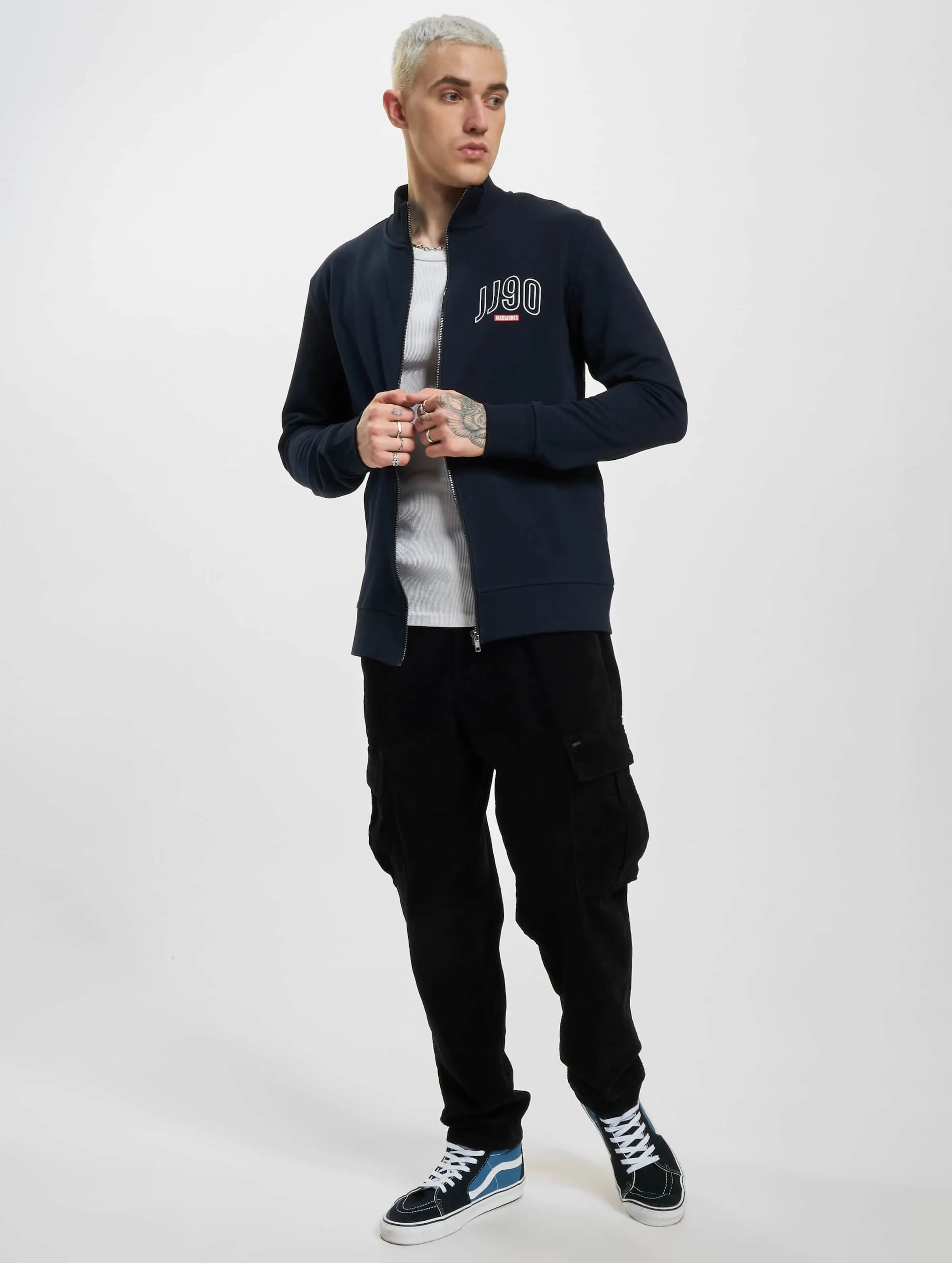 Colinn High Zip Neck 