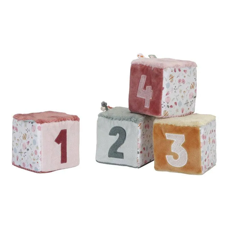 Cubos Blanditos Apilables Flores y Mariposas · Little Dutch