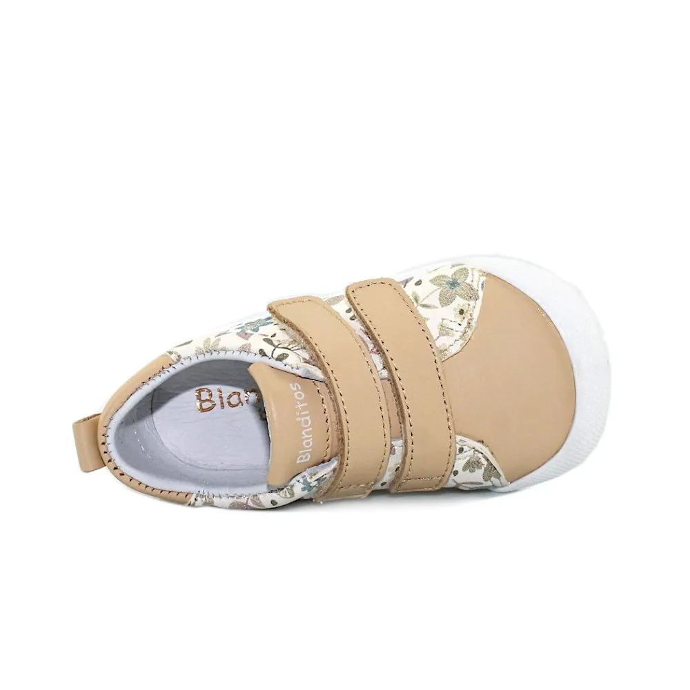 Deportiva Respetuosa Blanditos Flores