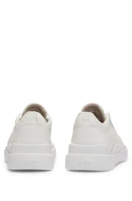 Deportivas con cordones, suela tipo cupsole y empeine de piel