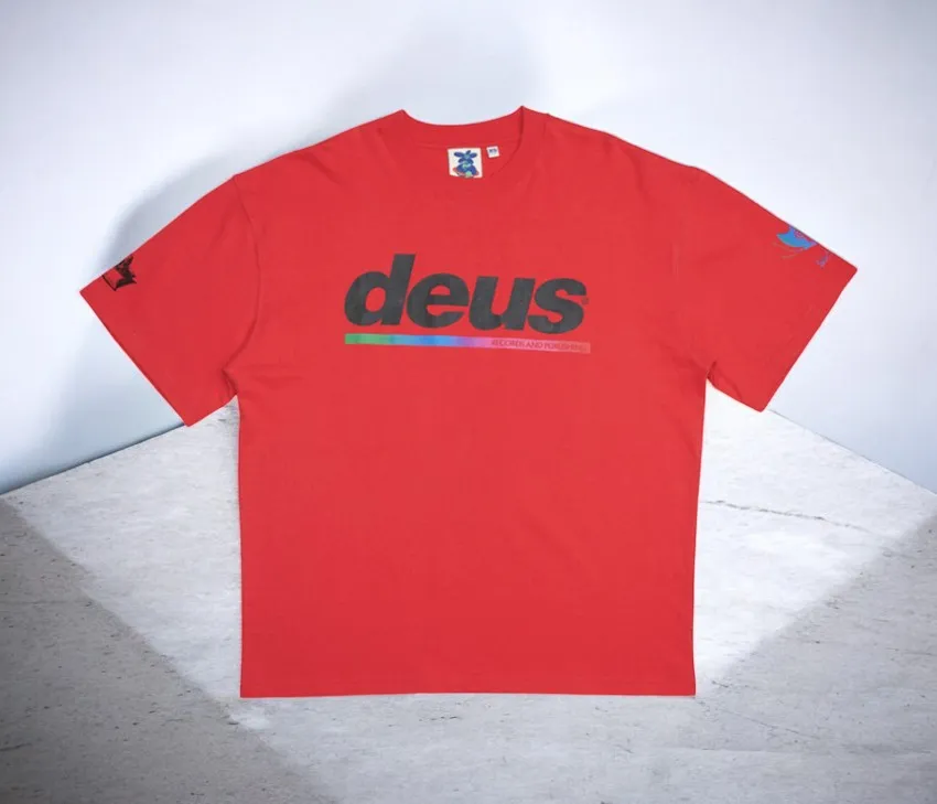 Deus Ex Machina – Camiseta Dig U red