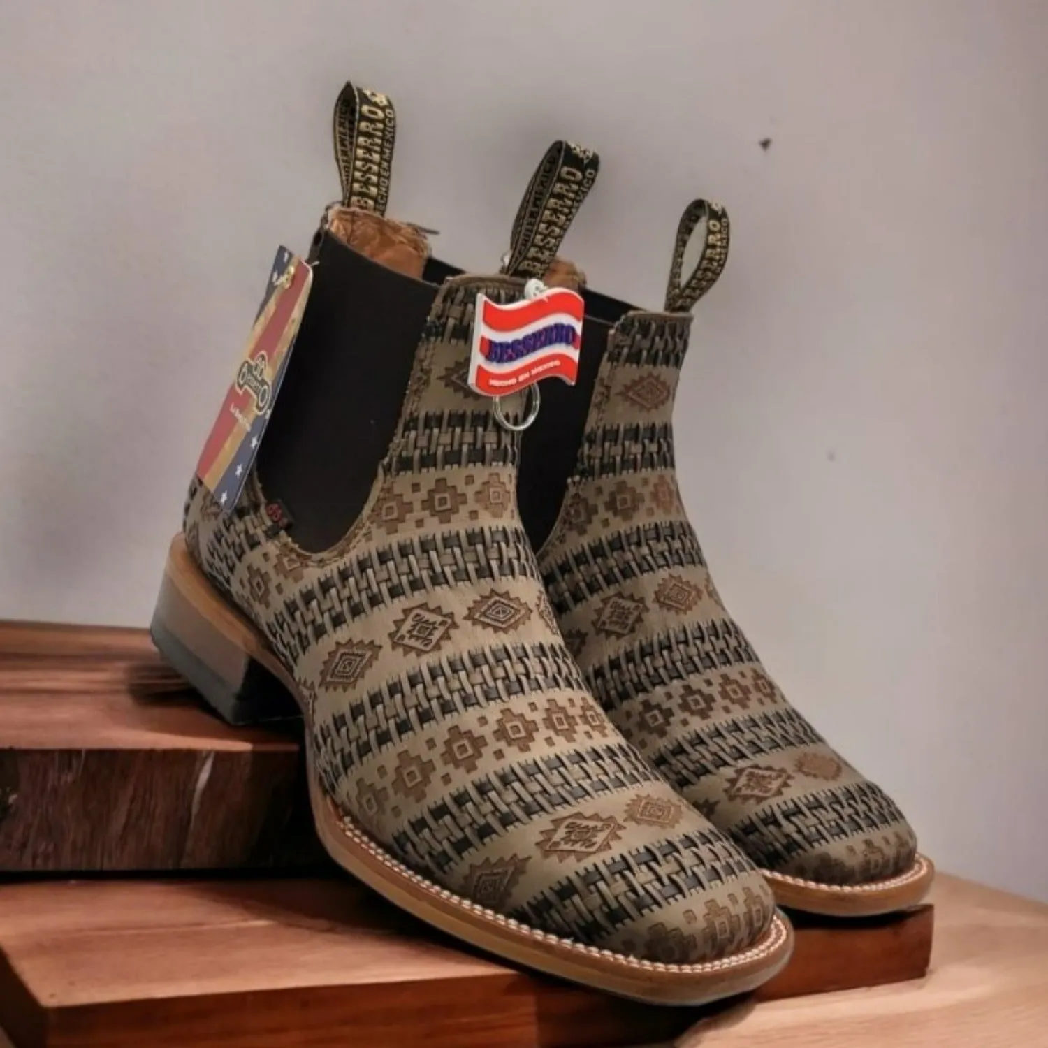 El Besserro Men's Petatillo Leather Square Toe Ankle Boots Capuchino