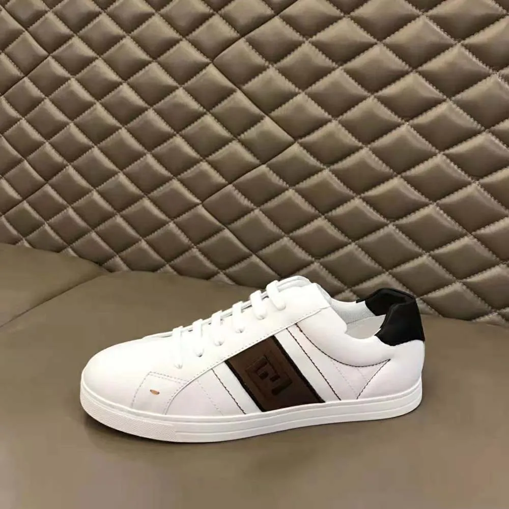 Fendi Zapatillas Bajas De Cuero Blanco Para Hombre Suela De Goma