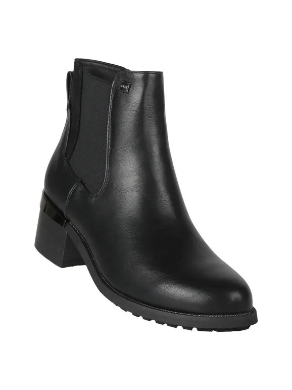 Gian Marco Venturi Botines de mujer con tacón ancho.