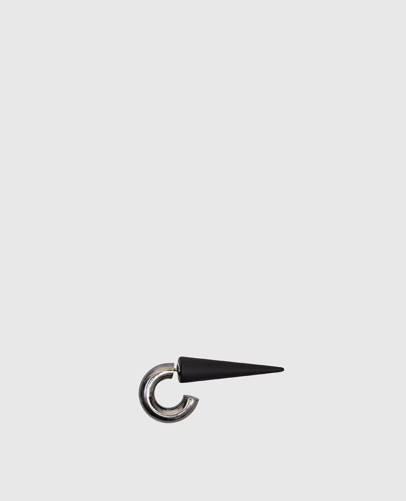 Innerraum Black mono earring MONO SPIKE