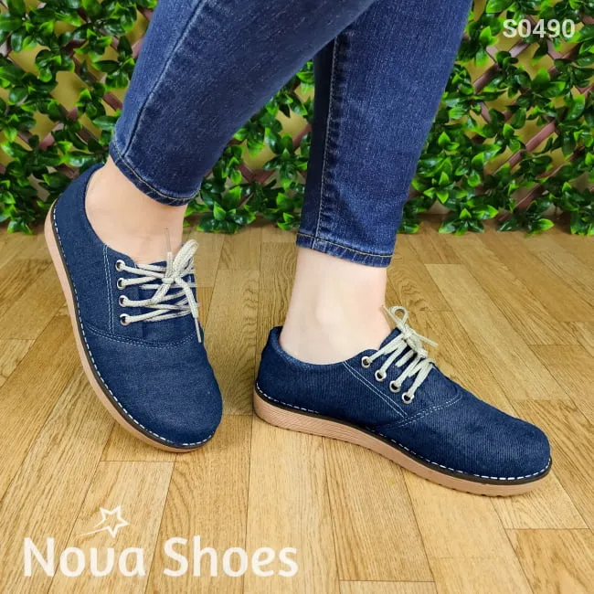 Mocasin Bajo con Cordones hecho de Tela de Jean