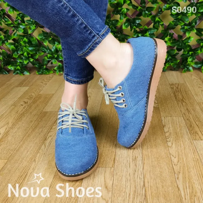Mocasin Bajo con Cordones hecho de Tela de Jean