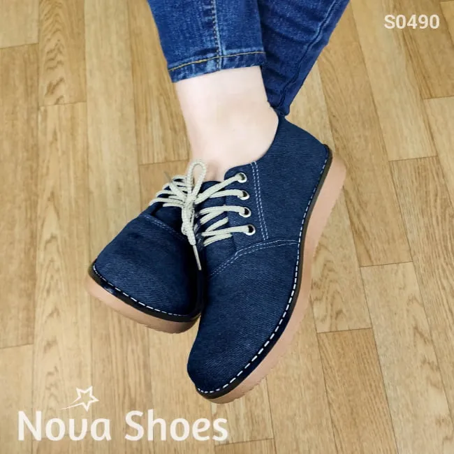 Mocasin Bajo con Cordones hecho de Tela de Jean