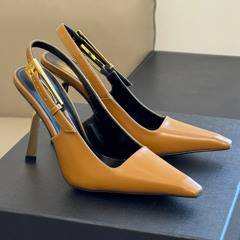 Mujeres Sandalias Mirror de calidad Mujeres Lee Slingback Bombas en cuero de diseño de cuero esmaltado Tamaños de zapatos de noc