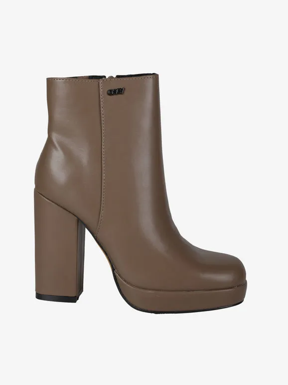 Osey Botines de mujer con tacón y meseta.
