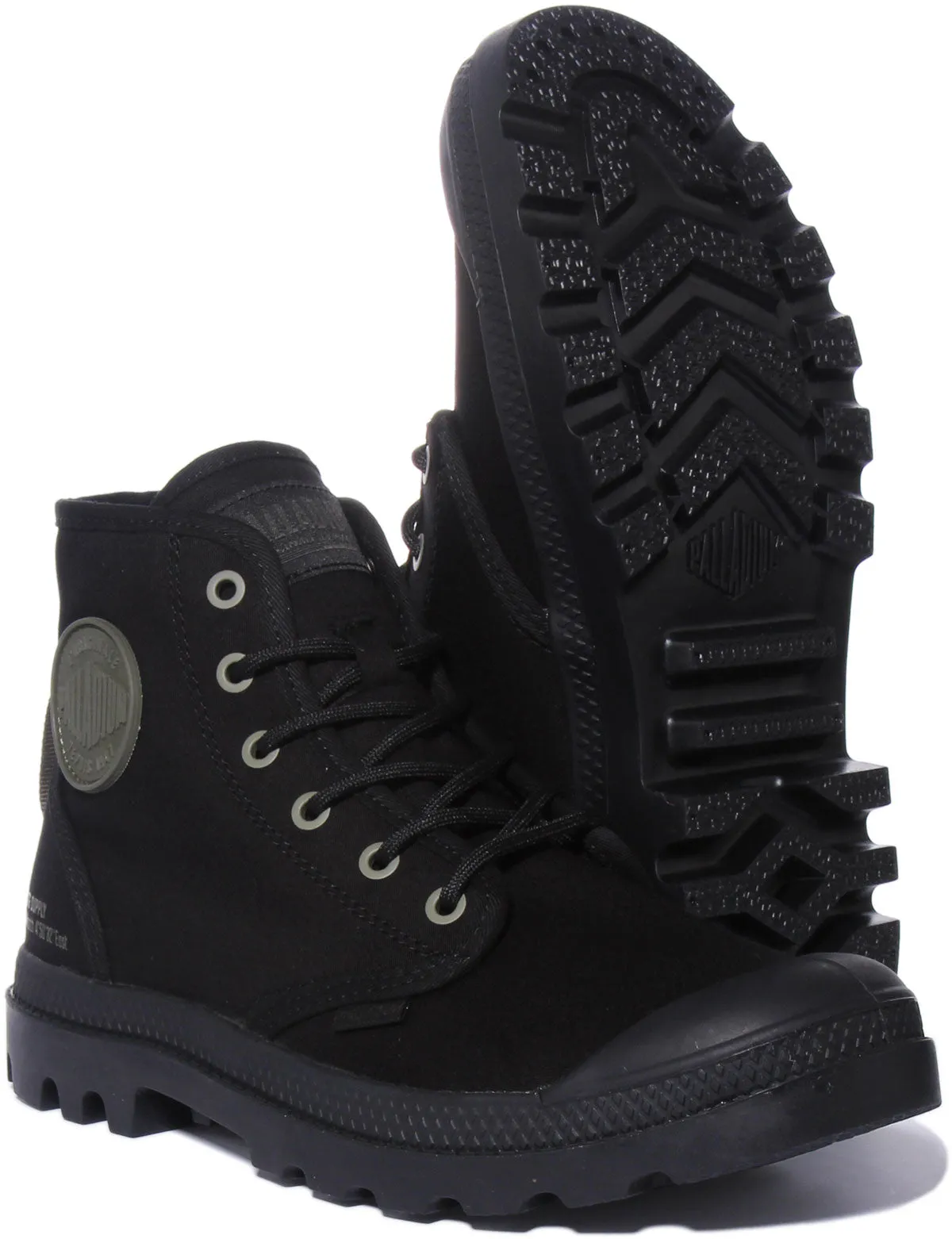 Palladium Pampa Hi HTG Supply Bota de lona vegana con cordones para en arena