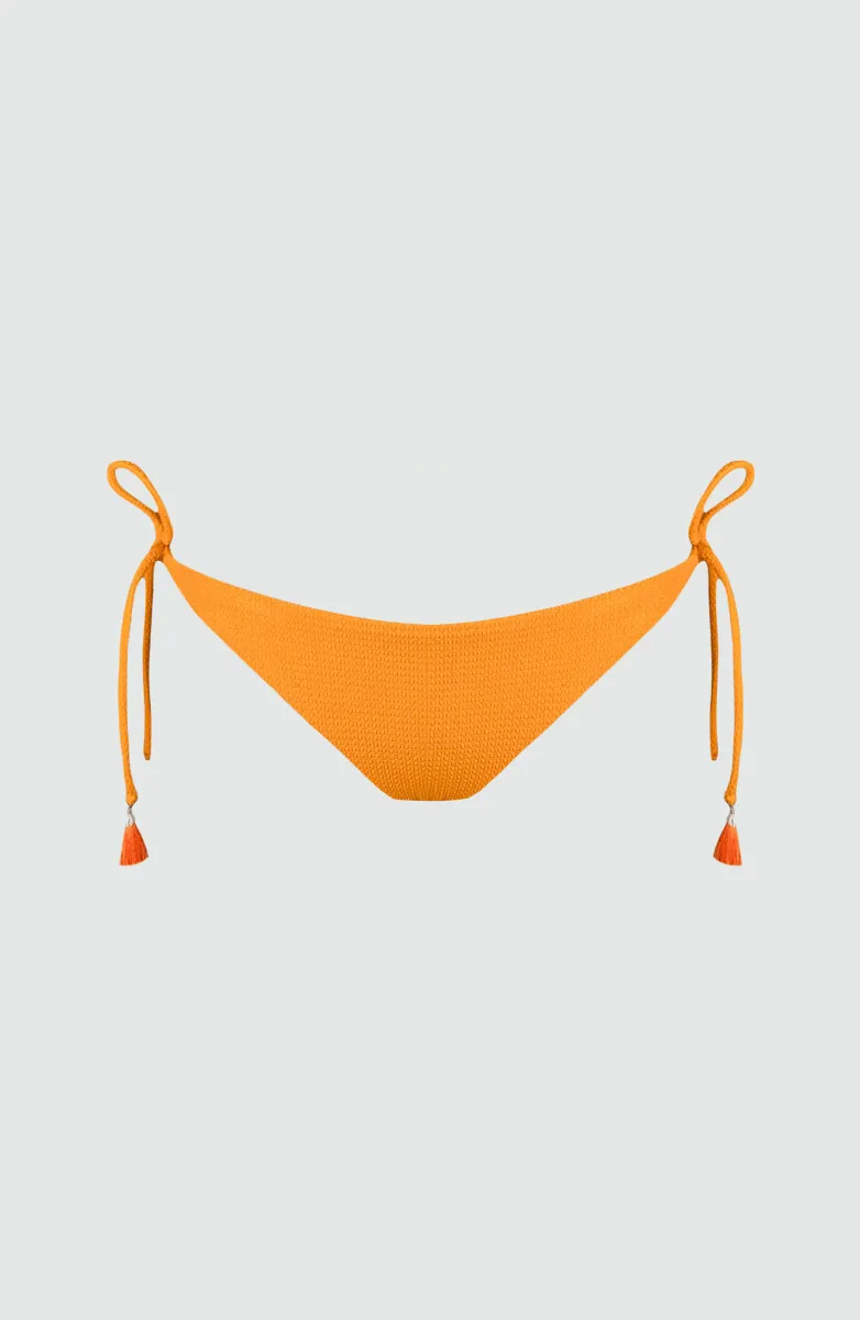 Panty Normal Bikini Naranja Cordones ESSENTIALS Bailando Entre Palmas