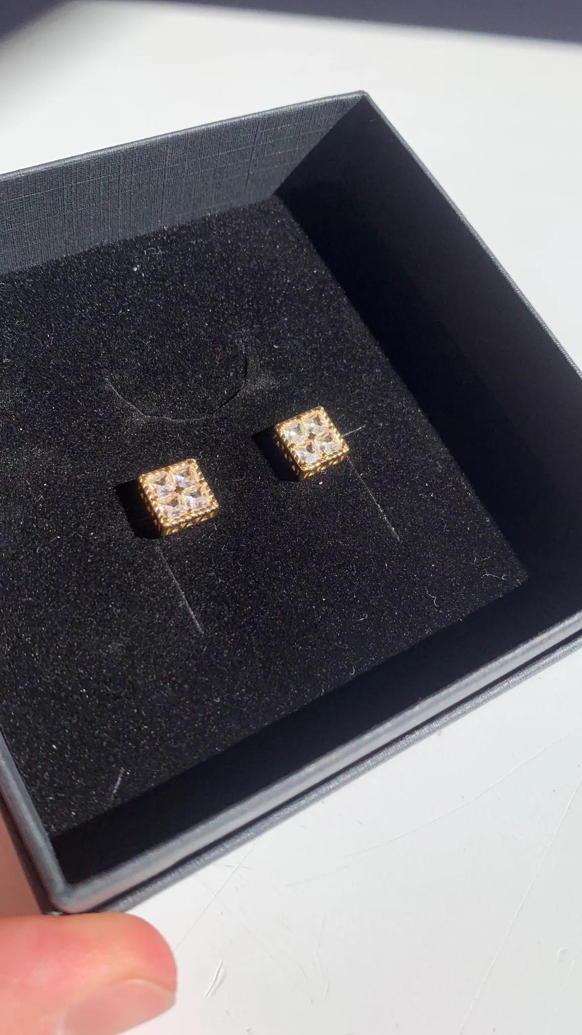 PENDIENTES PC PLATA DE LEY CUADRADO  REF.011D