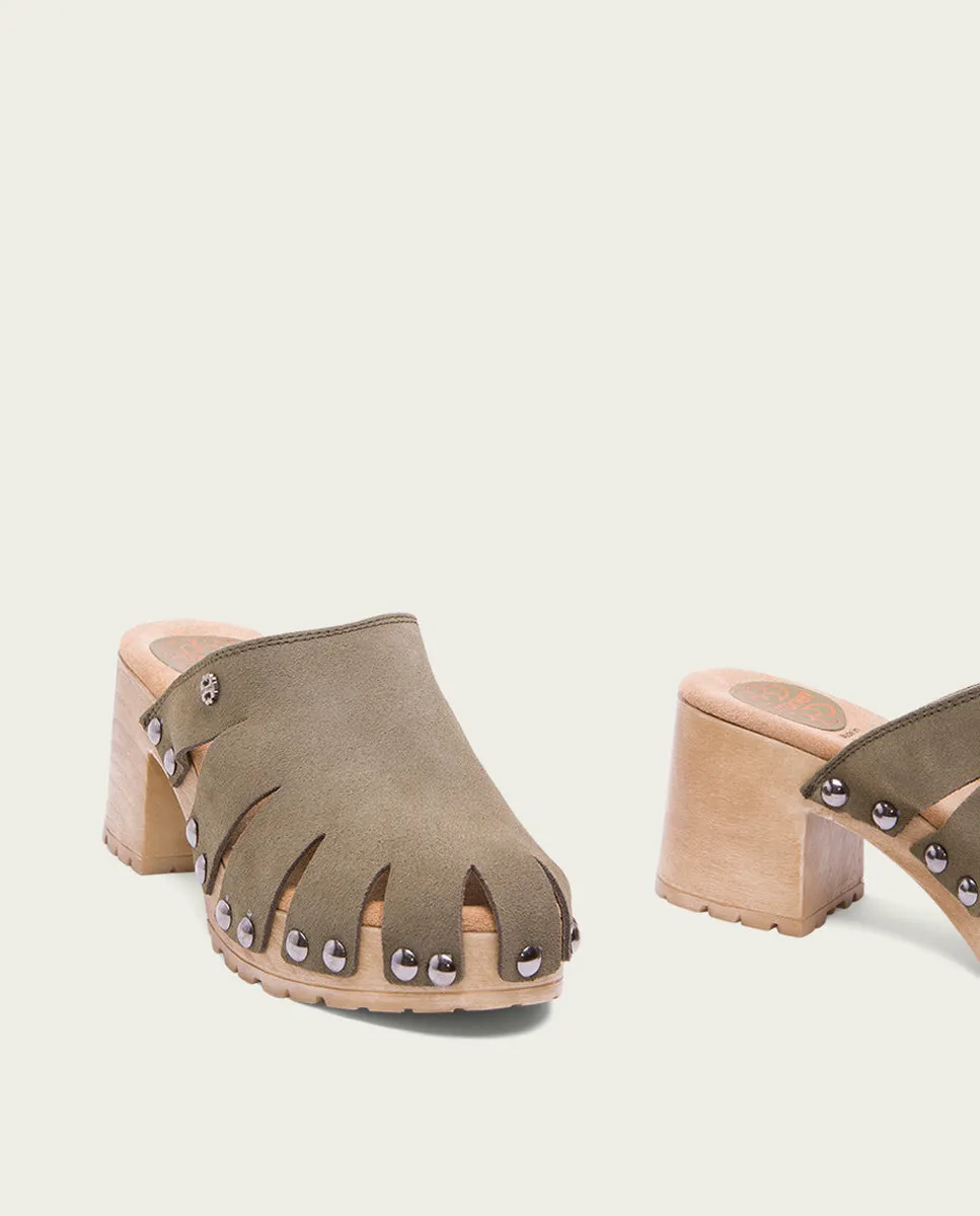 SANDALIA TACÓN SERRAJE KAKI GIA