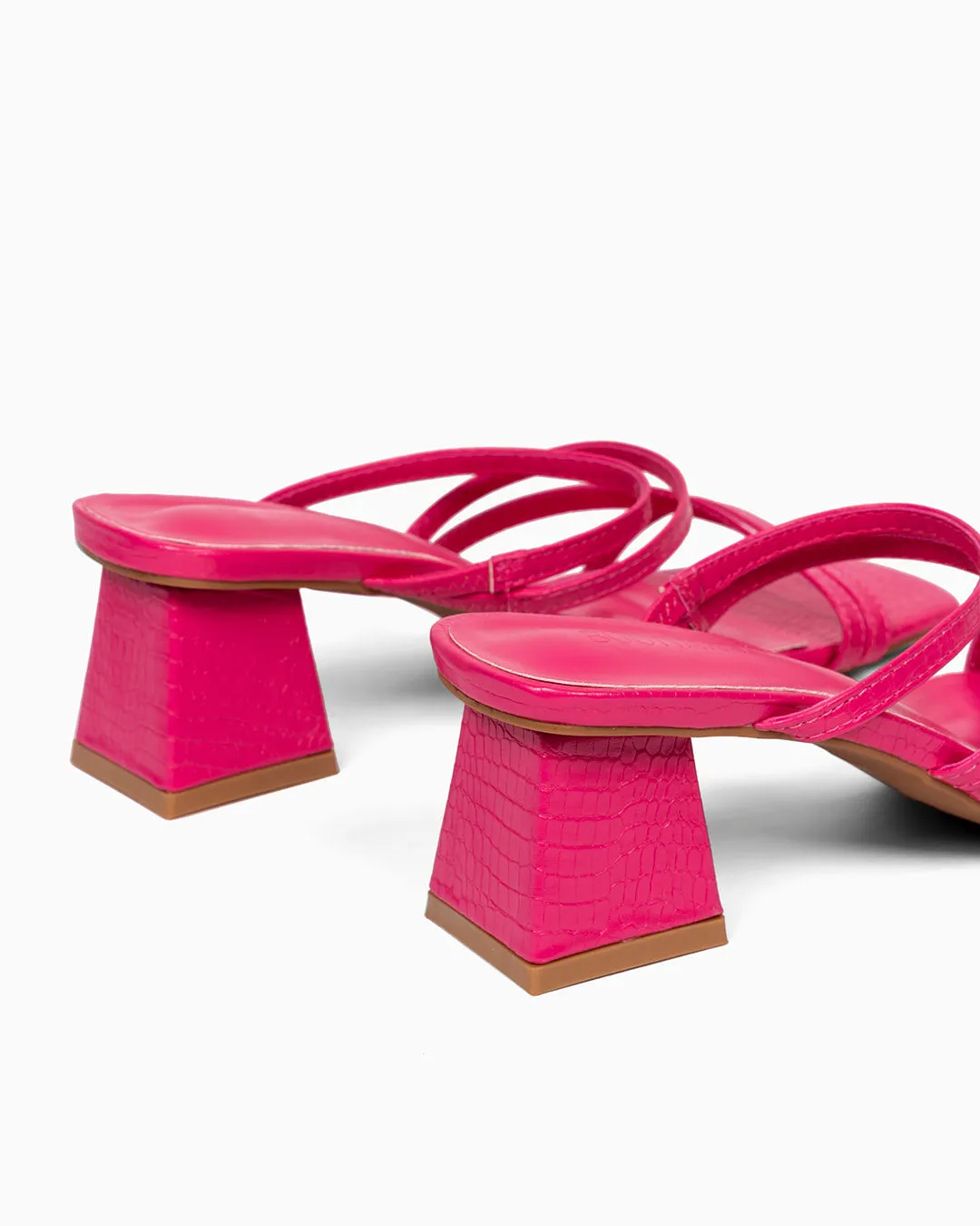 Sandalia Tacón Tiras Serpiente Fushia