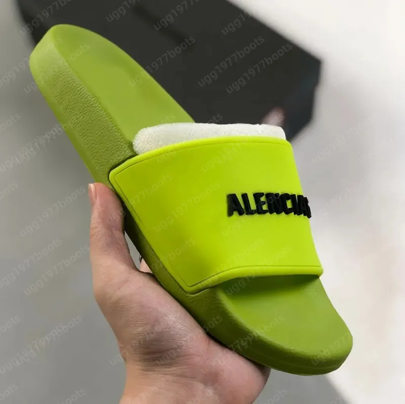 Sandalias de diseñador para hombres zapatillas Tobogane