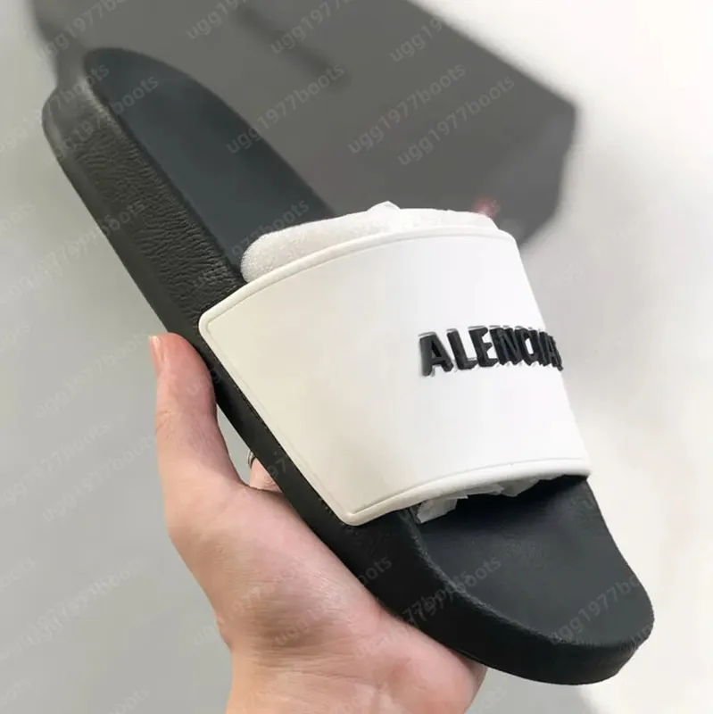 Sandalias de diseñador para hombres zapatillas Tobogane