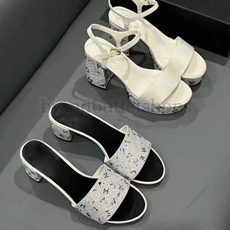 Slides Sandalias de diseñador de mujeres Fiesta de cuero de cuero con tacón