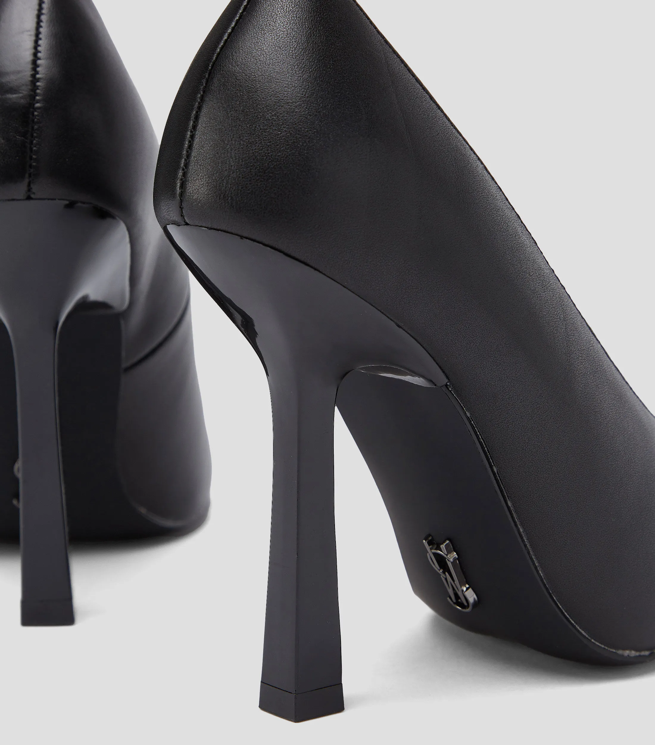 Steve Madden Zapatillas Pump Sedona con tacón alto de aguja Mujer