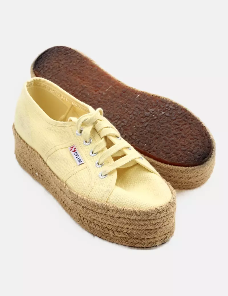 Superga Deportiva amarilla tela