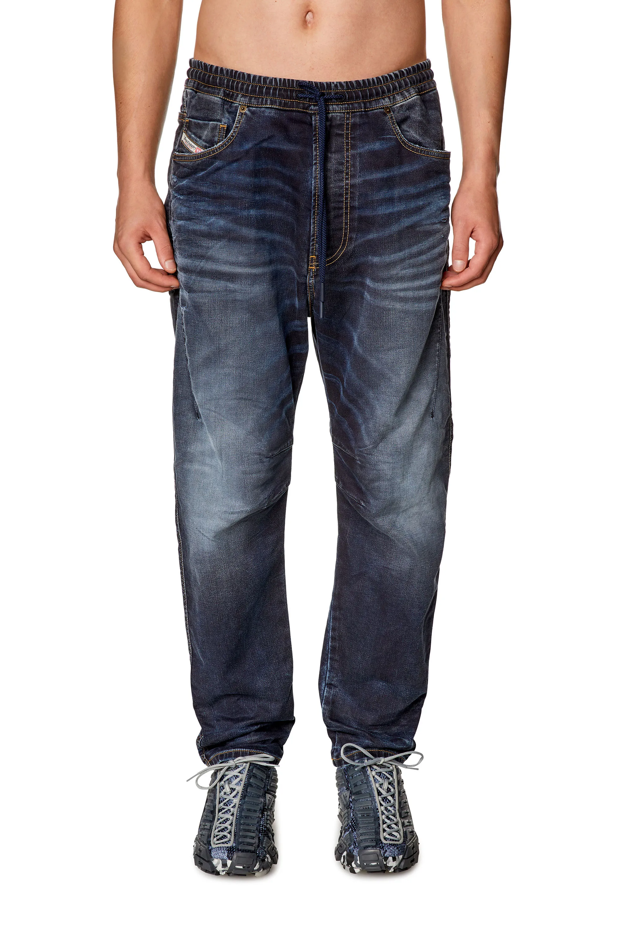 TAPERED 2040 DAMAGE JOGGJEANS® 09I18