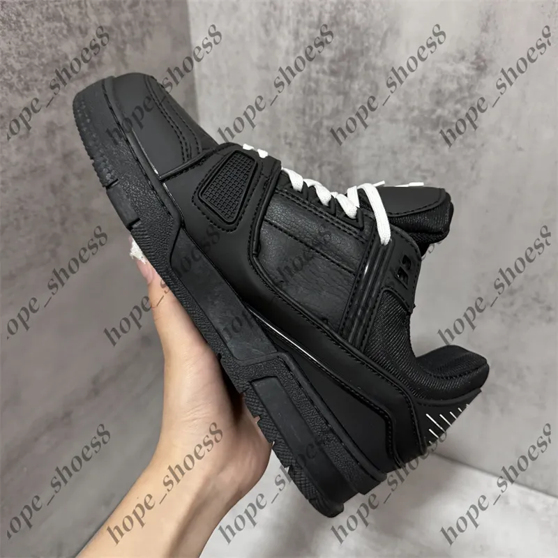 Zapatillas de diseño zapatillas entrenadores en relieve para hombres plataforma informal