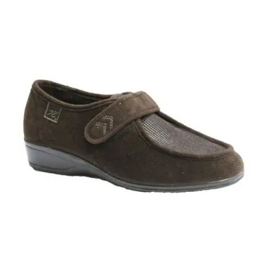 Zapatillas velcro pies muy delicados Doctor Cutillas en marrón