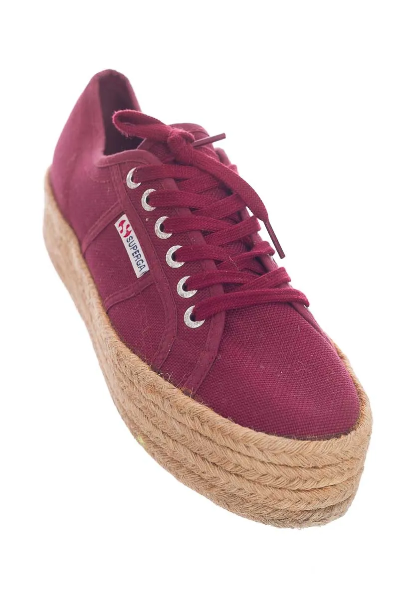 ZAPATOS COLOR VINOTINTO  SUPERGA