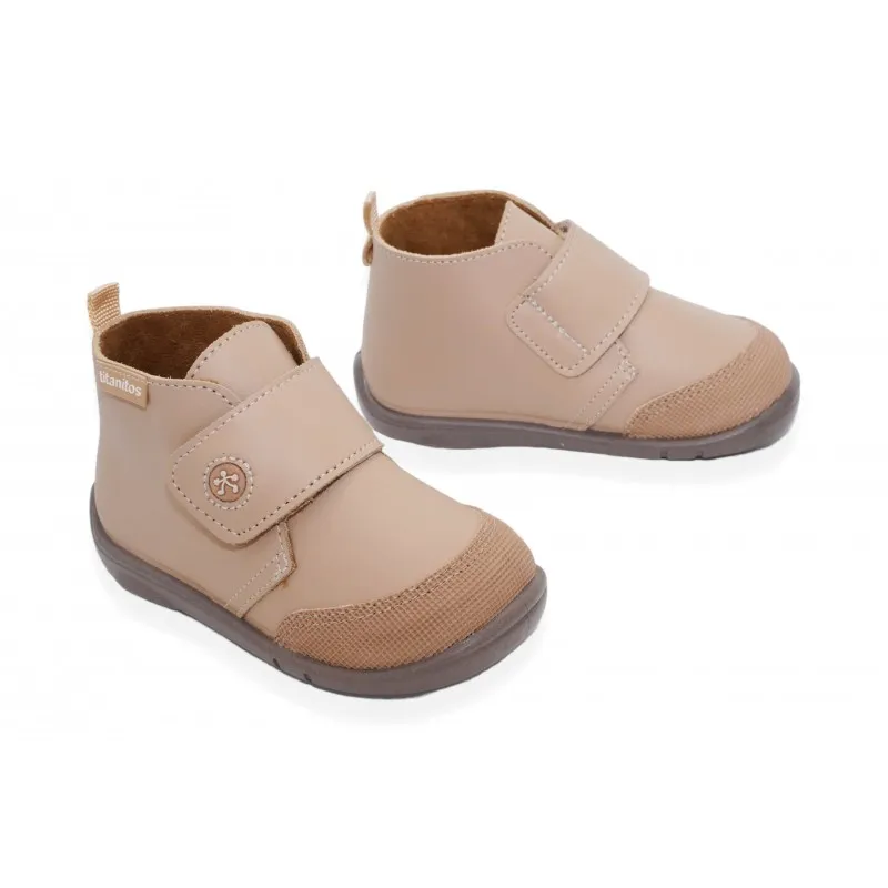 Zapatos respetuosos Titanitos